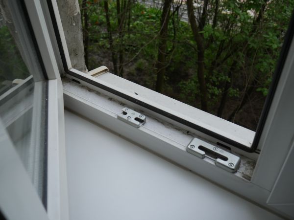 Cost of Crank Window Repair in Dothan