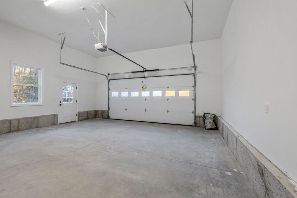 Cost of Garage Window Repair in Dothan